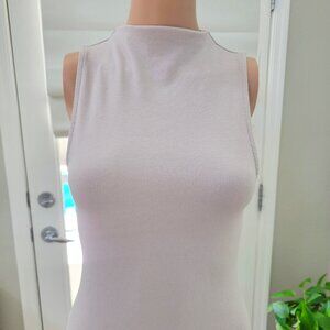 A New Day sleeveless mock neck tank top ecru ribbed cotton /model /spandex